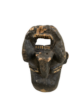 Load image into Gallery viewer, Antique Bamileke Mask (Bangwa) – Western Grassfields, Cameroon