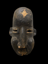 Load image into Gallery viewer, Antique Bamileke Mask (Bangwa) – Western Grassfields, Cameroon