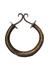 Cargar imagen en el visor de la galería, Ceremonial Bronze Dowry Bracelet – Kingdom of Benin
