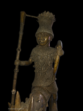 Загрузить изображение в средство просмотра галереи, Big Royal Horseman of the Benin Kingdom – Ceremonial Bronze Sculpture
