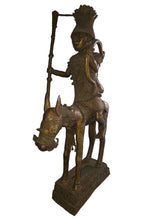 Загрузить изображение в средство просмотра галереи, Big Royal Horseman of the Benin Kingdom – Ceremonial Bronze Sculpture
