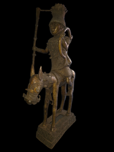 Загрузить изображение в средство просмотра галереи, Big Royal Horseman of the Benin Kingdom – Ceremonial Bronze Sculpture
